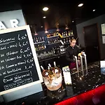 Mercure Centre Hotel 4*