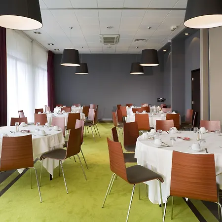 Отель Mercure Centre 4*