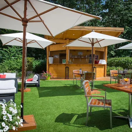 Отель Mercure Centre Бон