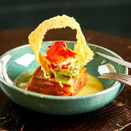 Mercure Centre Бон