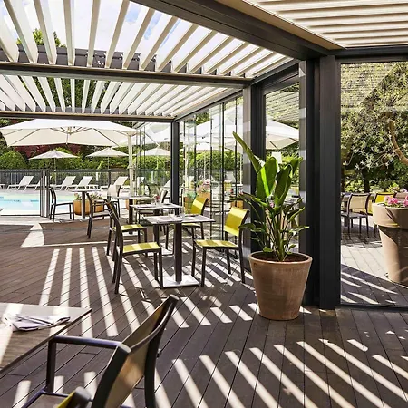 Готель Mercure Centre Бон