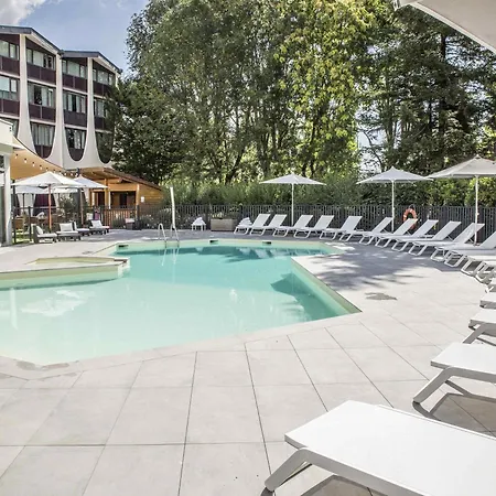 Mercure Centre 4* ביון