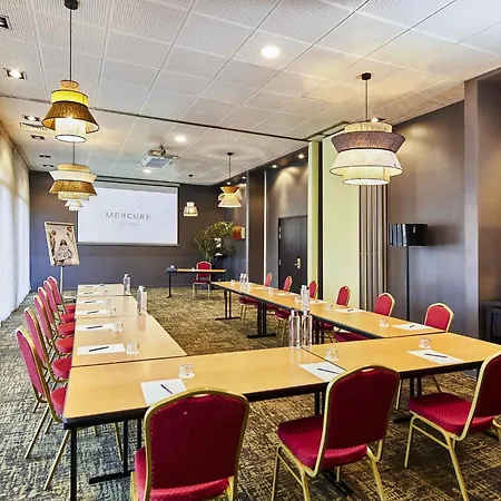 Mercure Centre 호텔 4*