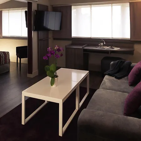 Mercure Centre 4*