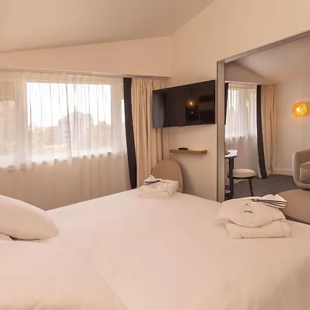 Mercure Centre