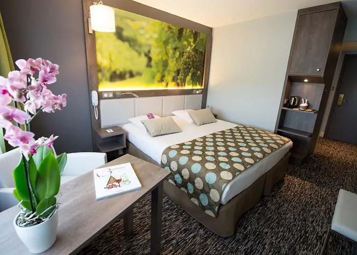 Mercure Centre Hotel 4*