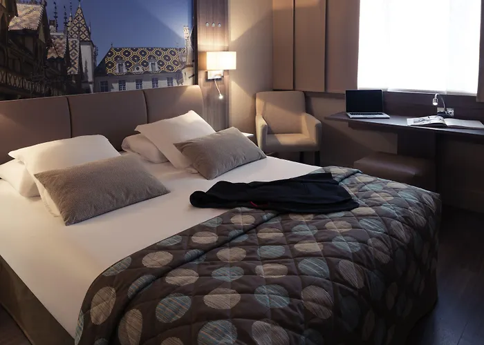 Mercure Centre Бон