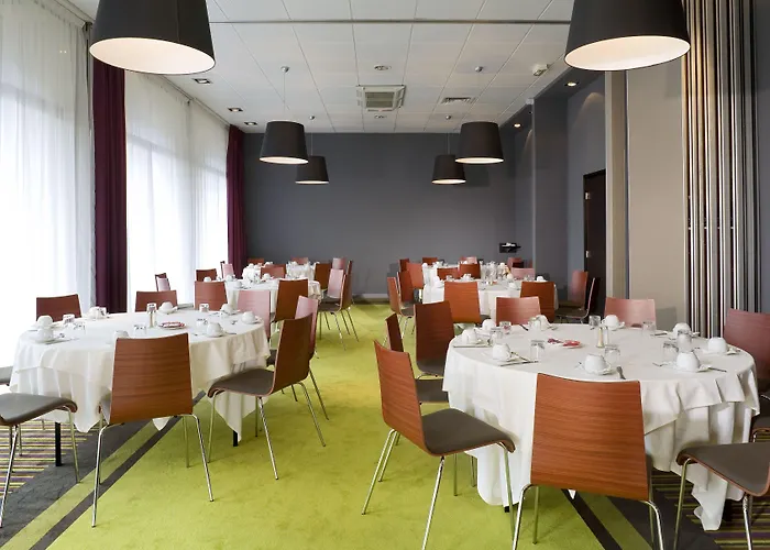 Отель Mercure Centre 4*