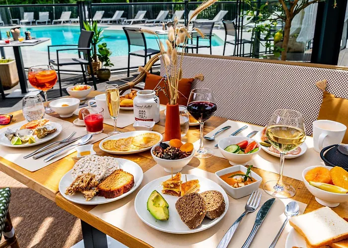 Отель Mercure Centre