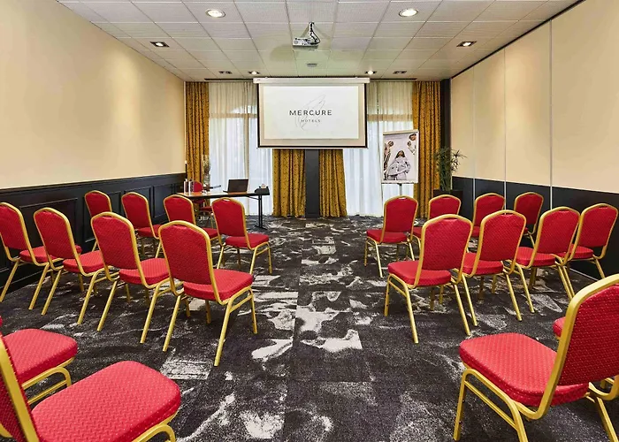 Отель Mercure Centre 4*