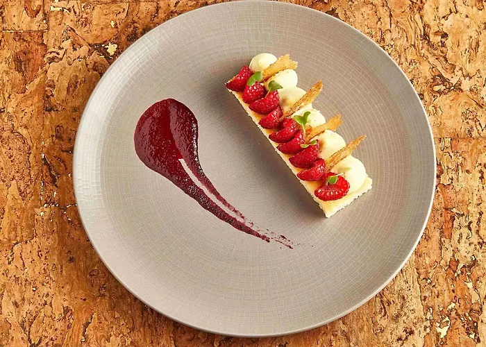 Отель Mercure Centre 4*