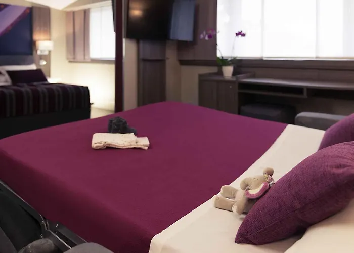 Отель Mercure Centre 4*